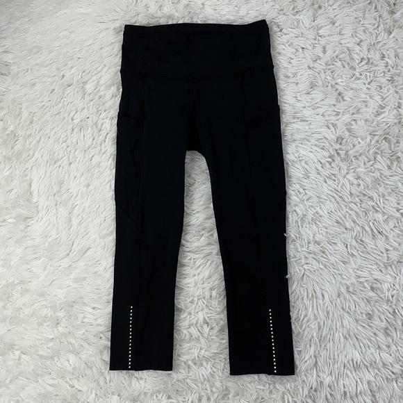 Lululemon Fast & Free Crop II *Nulux 19" Black - Picture 2 of 7
